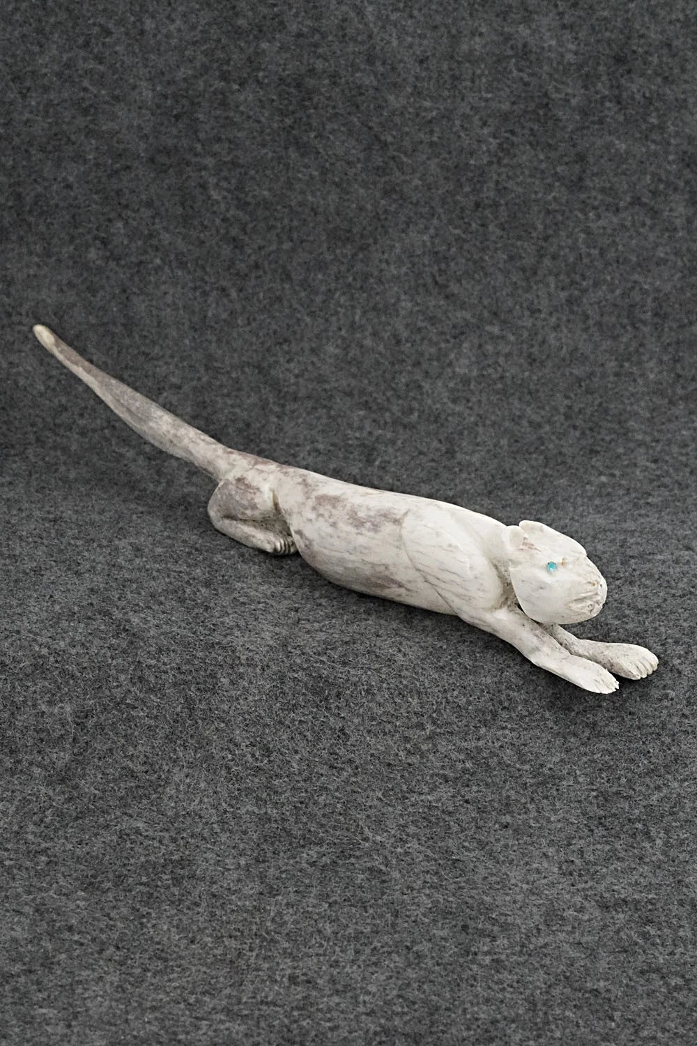 Mountain Lion Zuni Fetish Carving - Garren Ortiz