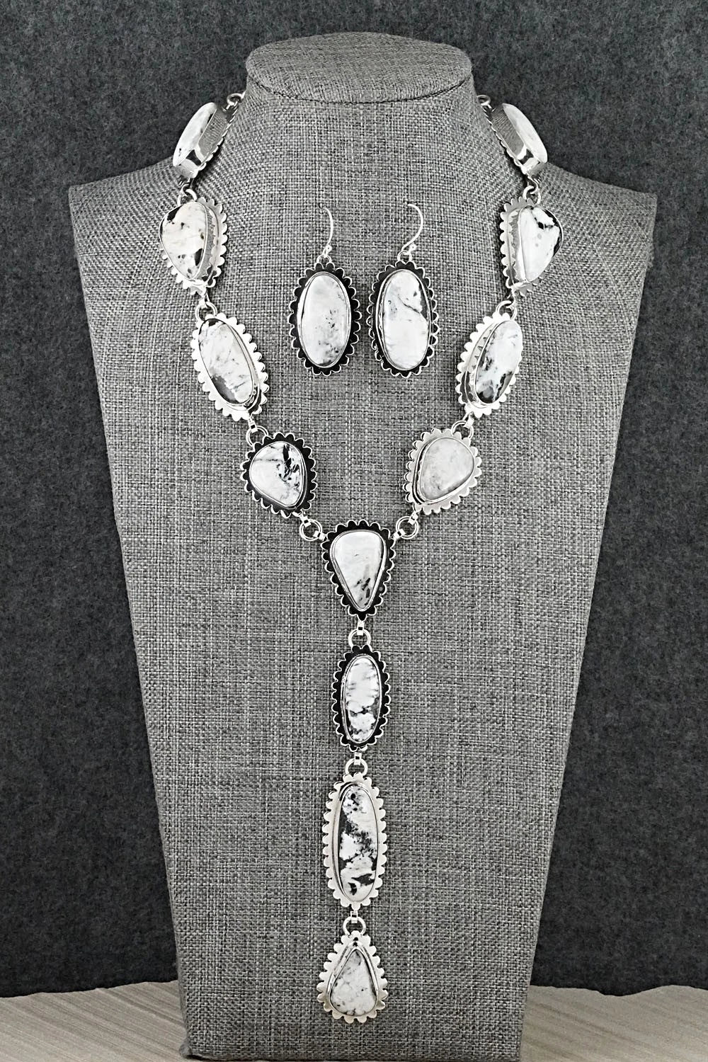 White Buffalo & Sterling Silver Necklace and Earrings Set - Mark Yazzie
