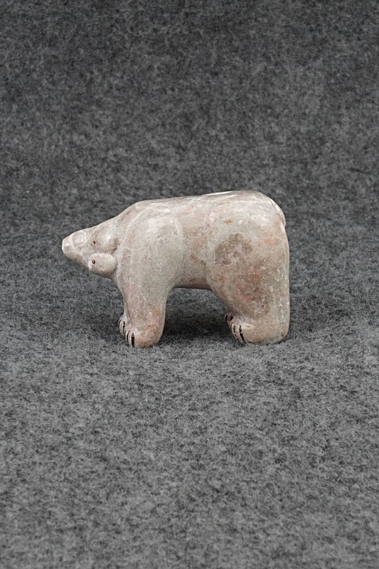 Bear Zuni Fetish Carving - Rick Kallestewa