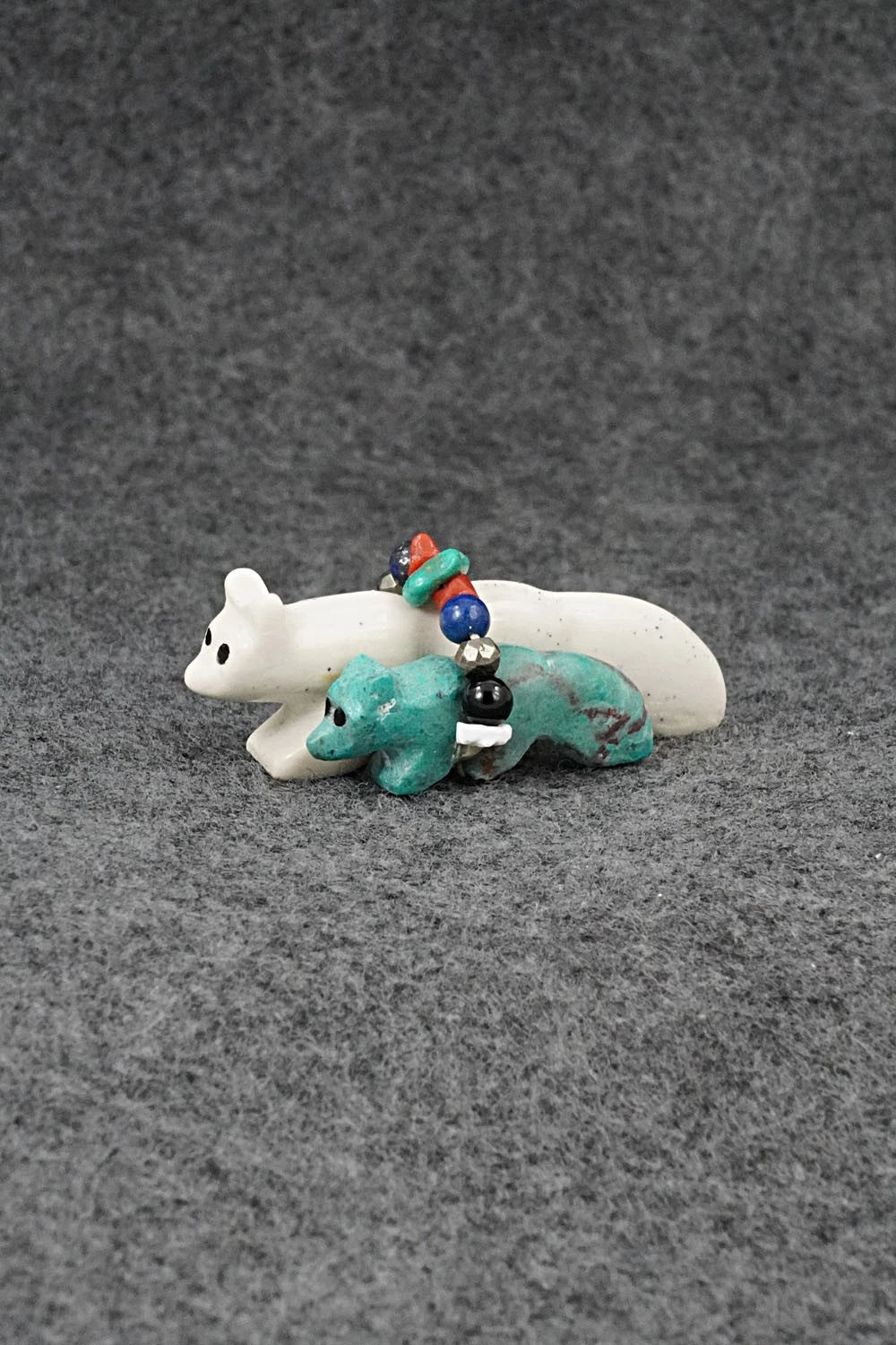 Wolf Zuni Fetish Carving - Cheryl Beyuka