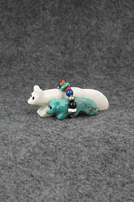 Wolf Zuni Fetish Carving - Cheryl Beyuka