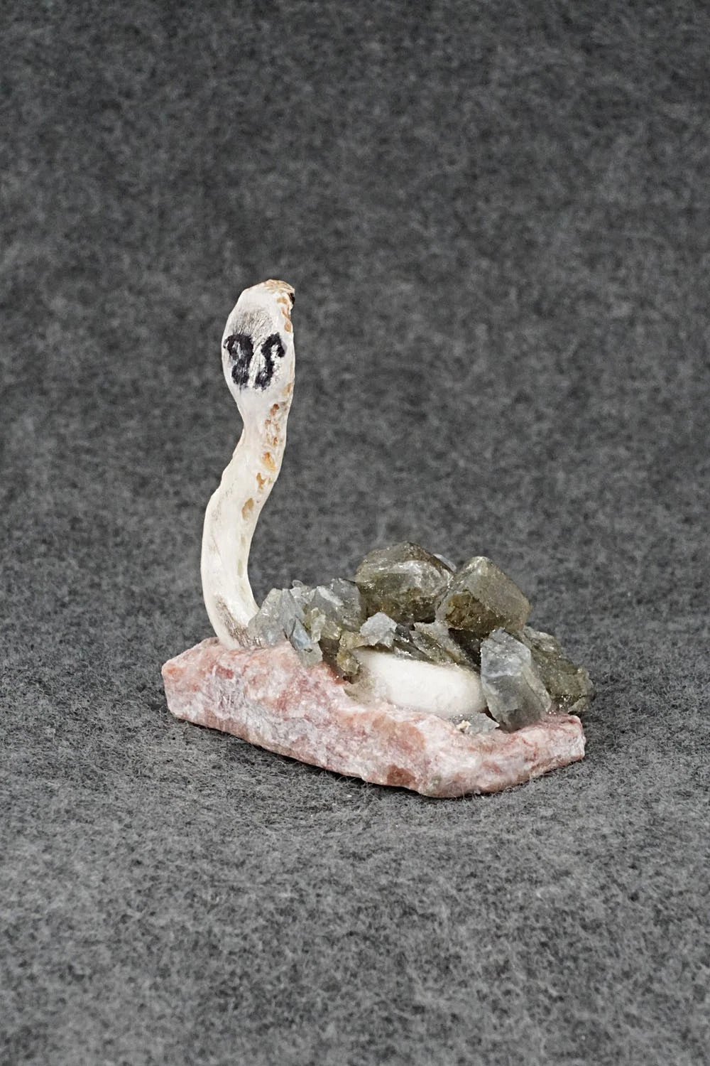 Cobra Zuni Fetish Carving - Ruben Najera