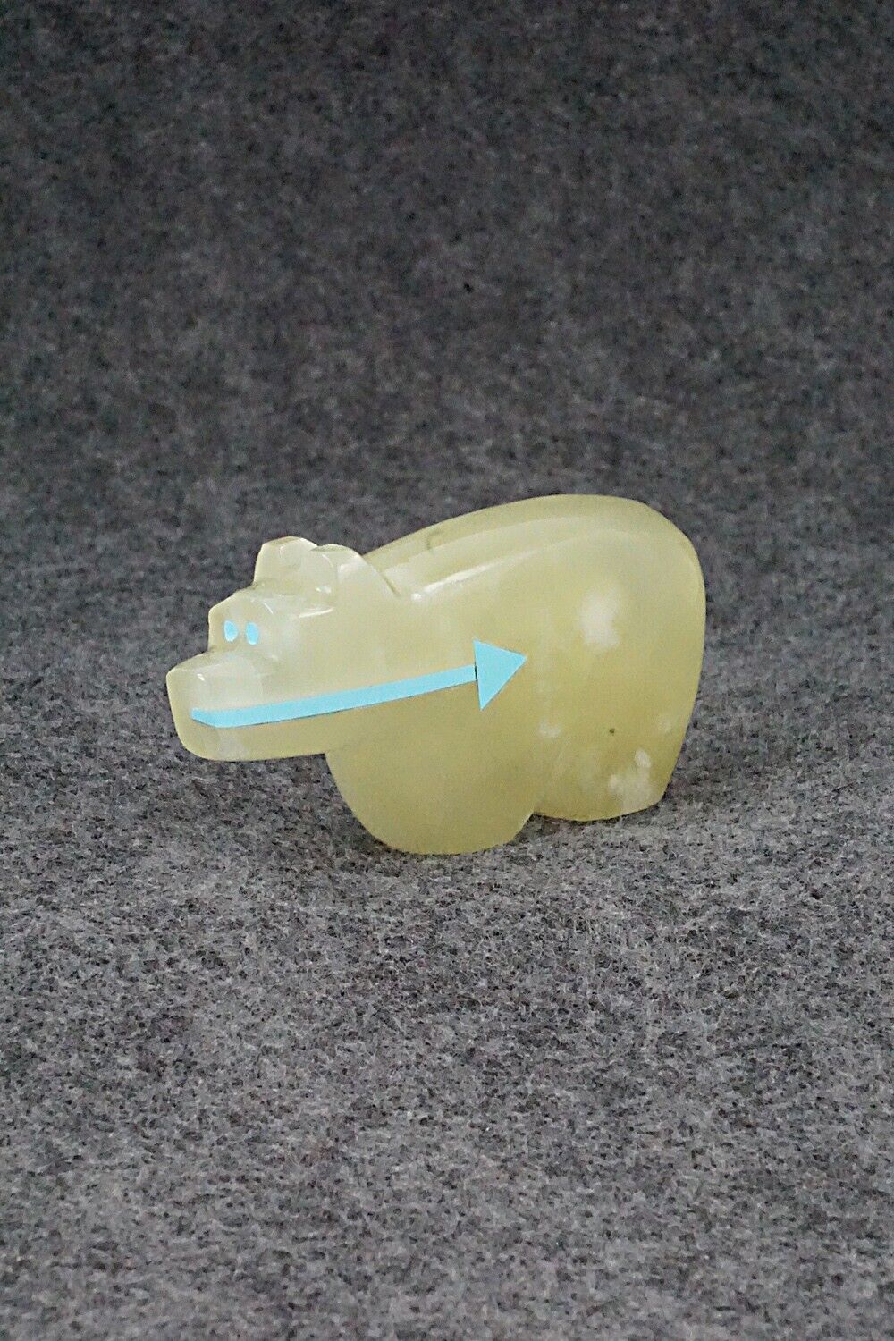 Bear Zuni Fetish Carving - Bernard Laiwakete