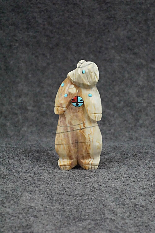 Bear Zuni Fetish Carving - Danette Laate