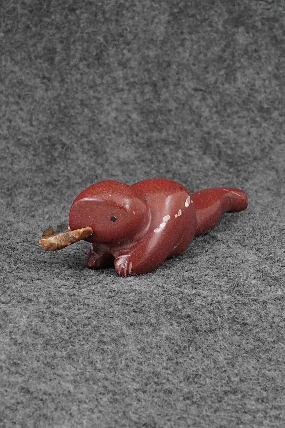 Otter Zuni Fetish Carving - Justin Red Elk
