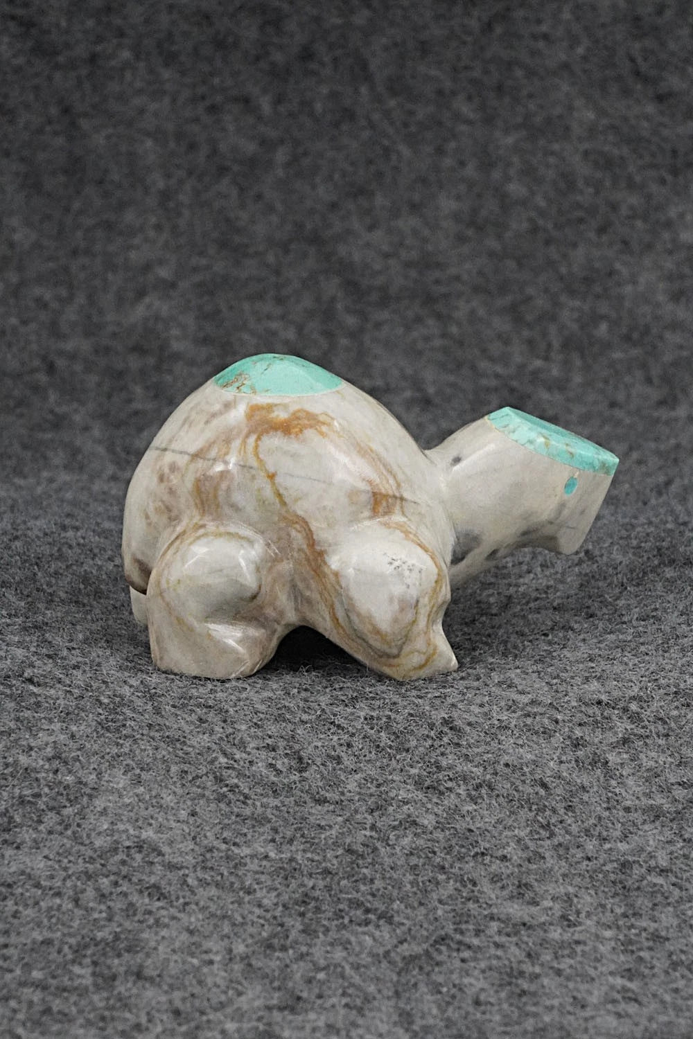 Turtle Zuni Fetish Carving - Enrike Leekya