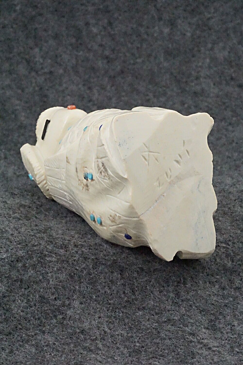 Corn Maiden Zuni Fetish Carving - Derrick Kaamasee