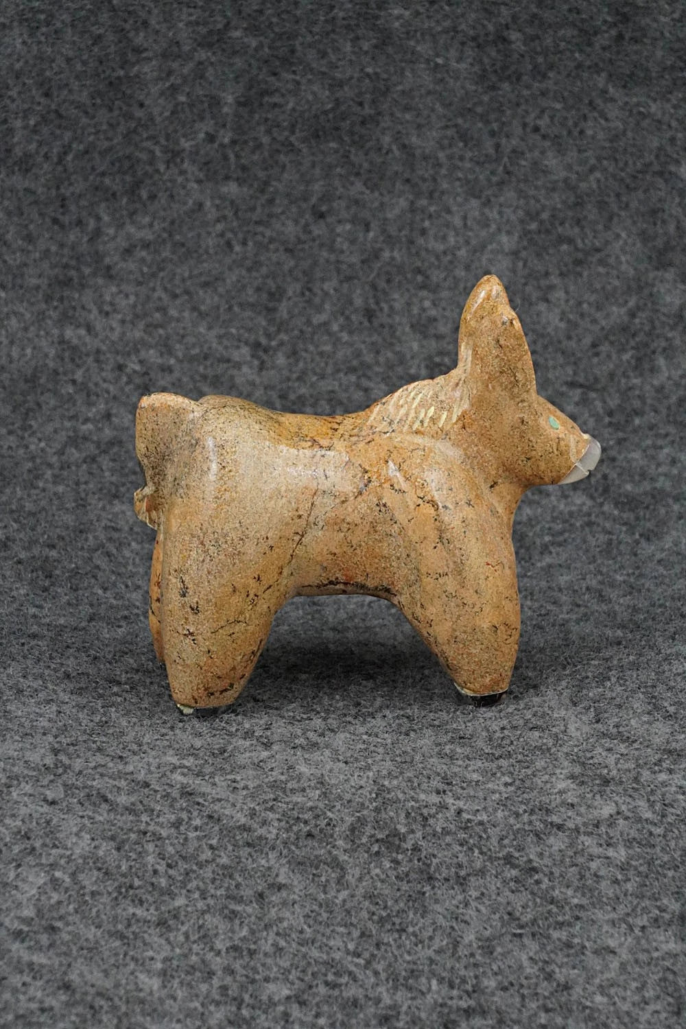 Donkey Zuni Fetish Carving - Freddie Leekya