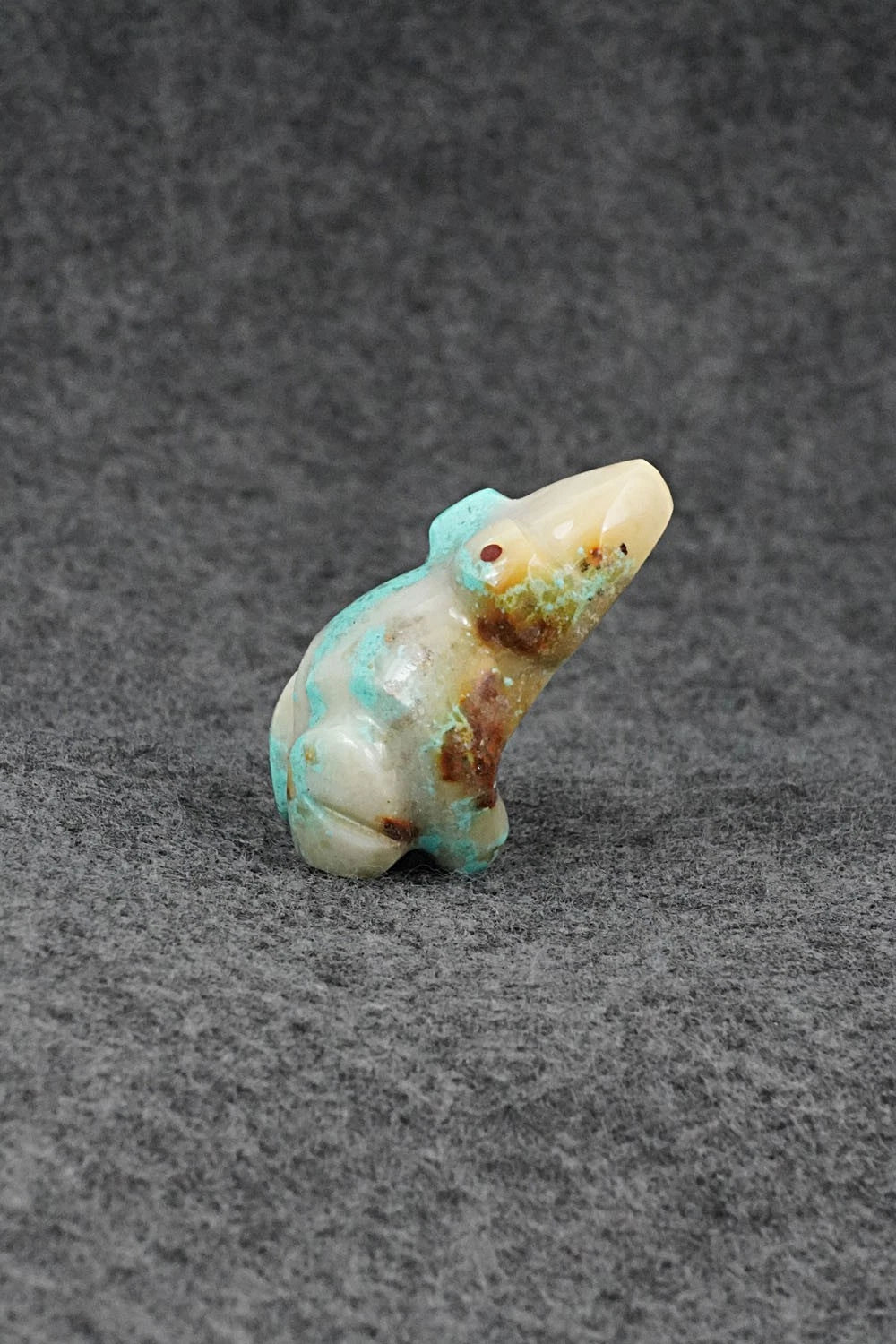 Frog Zuni Fetish Carving - Kenric Laiwekete