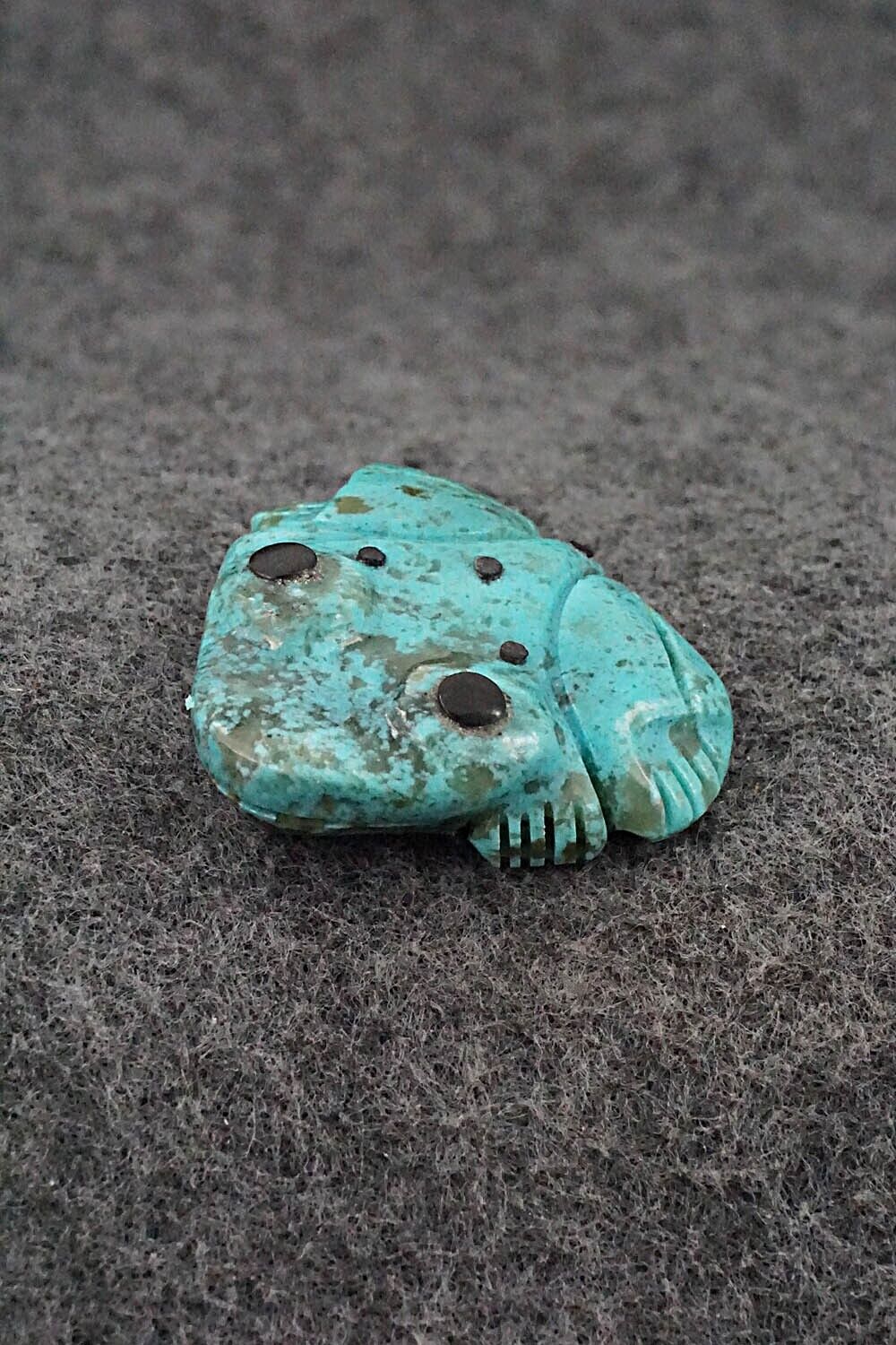 Frog Zuni Fetish Carving - Reynold Lunasee