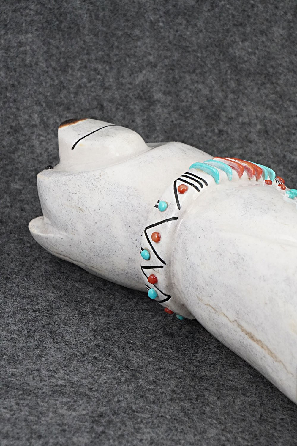 Dancing Bear Zuni Fetish Carving - Claudia Peina