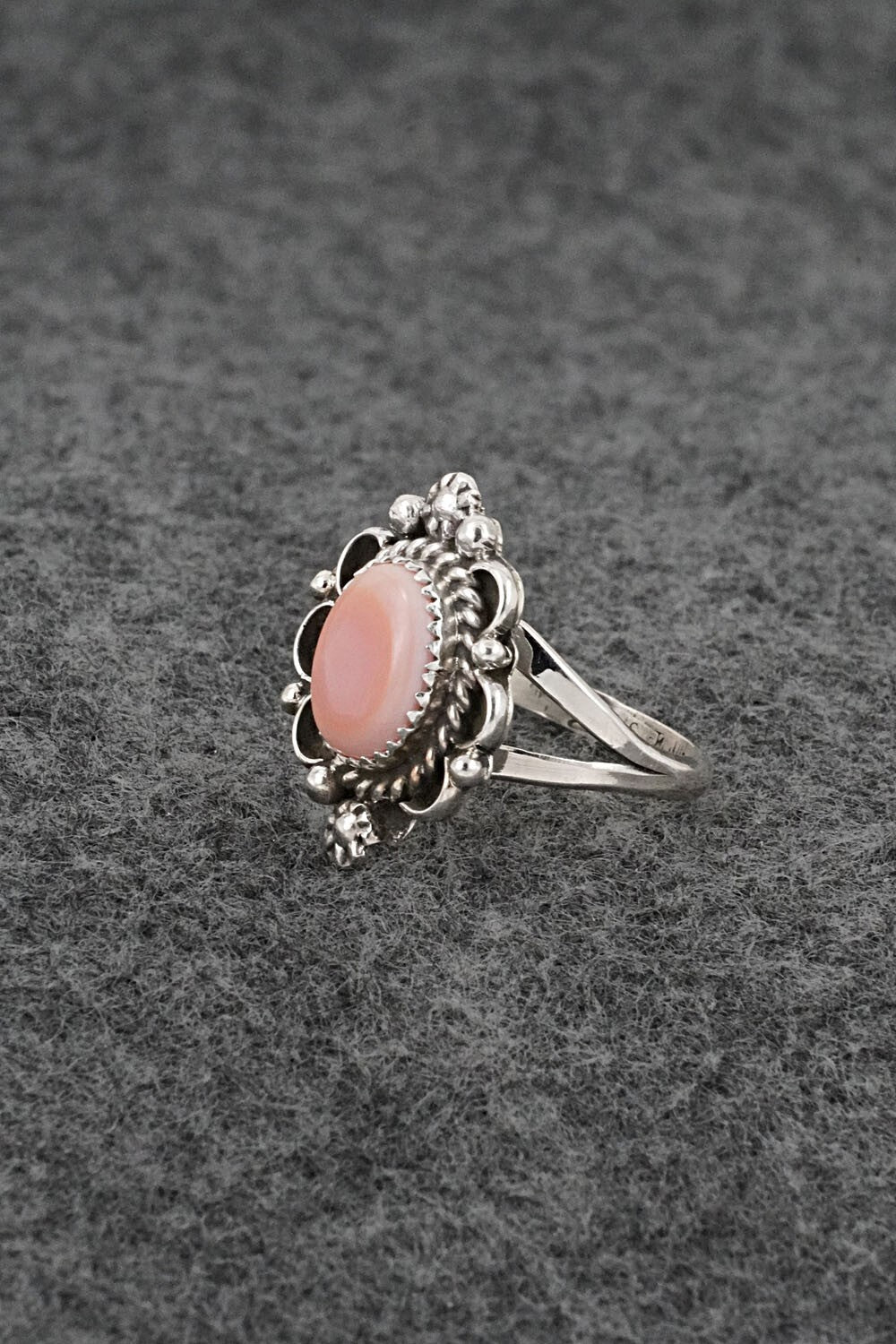 Conch Shell & Sterling Silver Ring - Frieda Martinez - Size 6