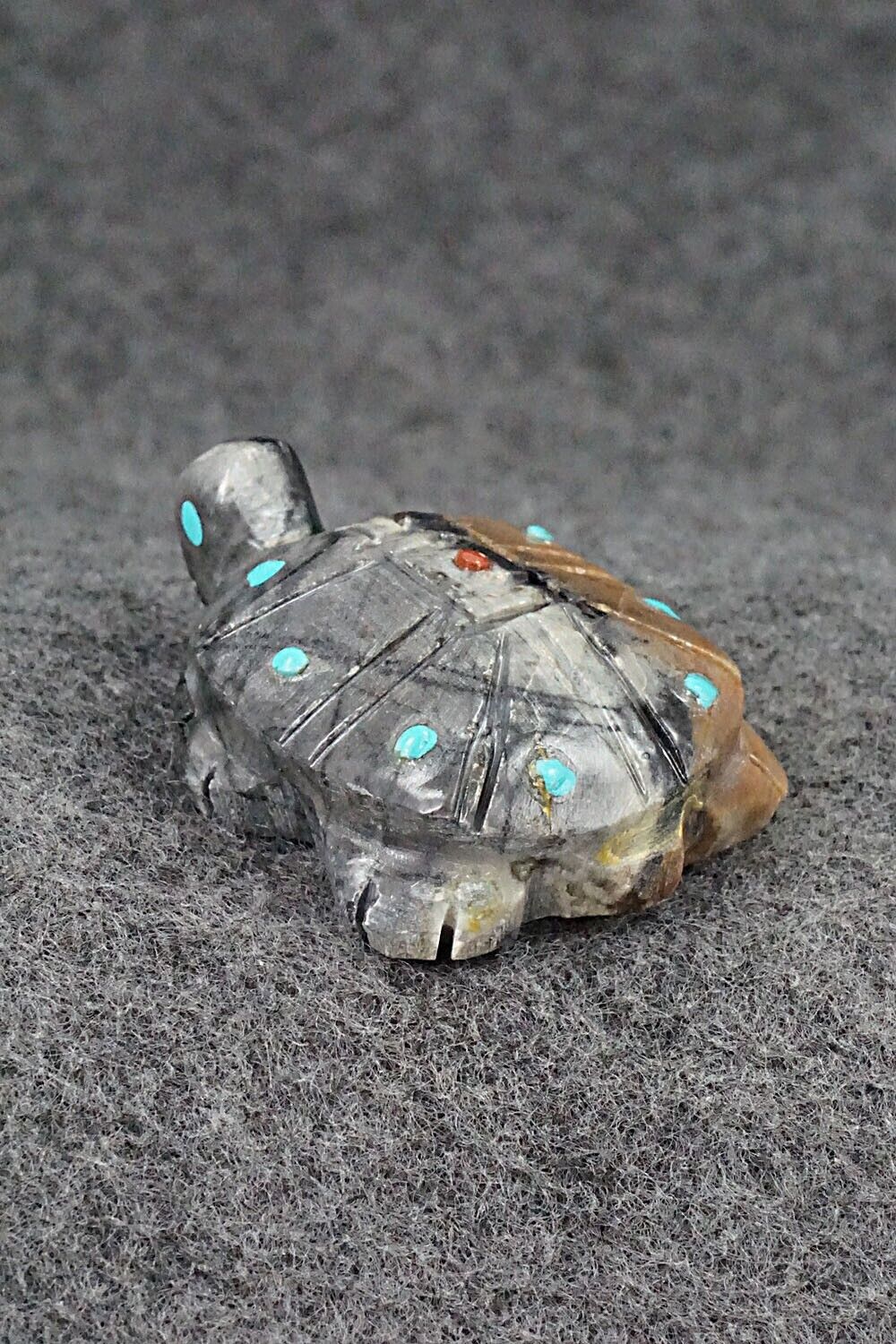 Turtle Zuni Fetish Carving - Carl Etsate