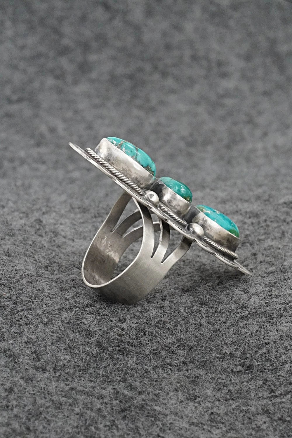 Turquoise & Sterling Silver Ring - Bobby Johnson - Size 9