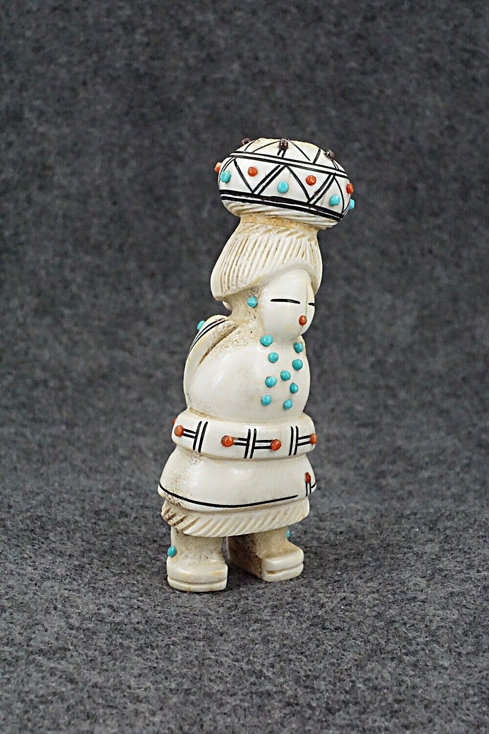 Ola Maiden Zuni Fetish Carving - Claudia Peina