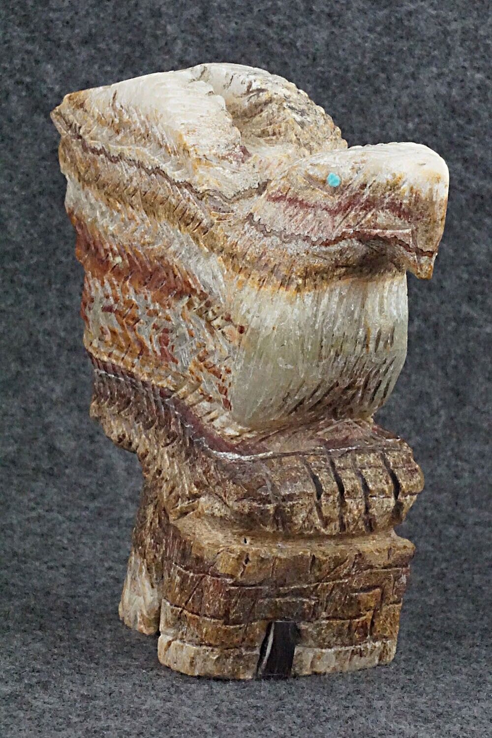 Eagle Zuni Fetish Carving - Jon Quam