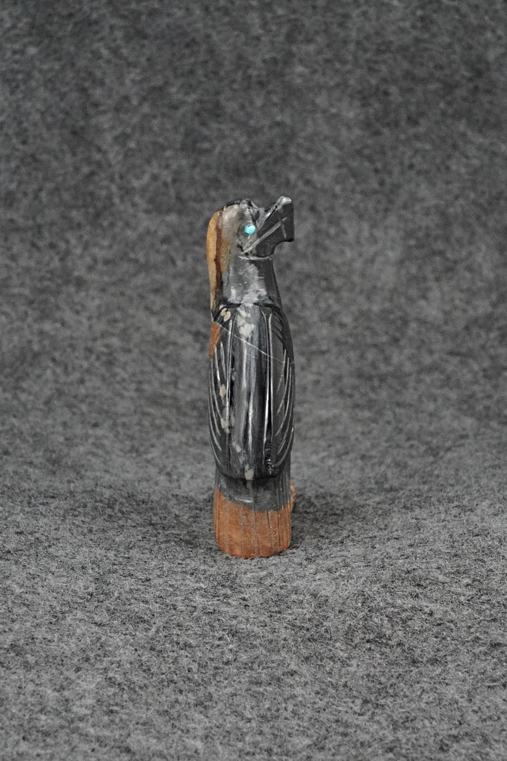 Eagle Zuni Fetish Carving - Stephan Lonjose