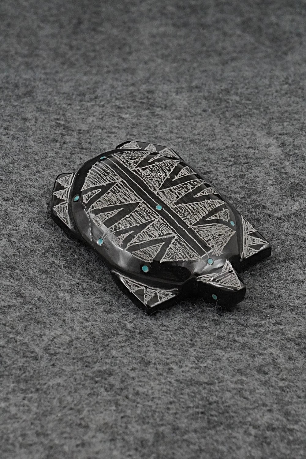 Turtle Zuni Fetish Carving - Patrick Wallace