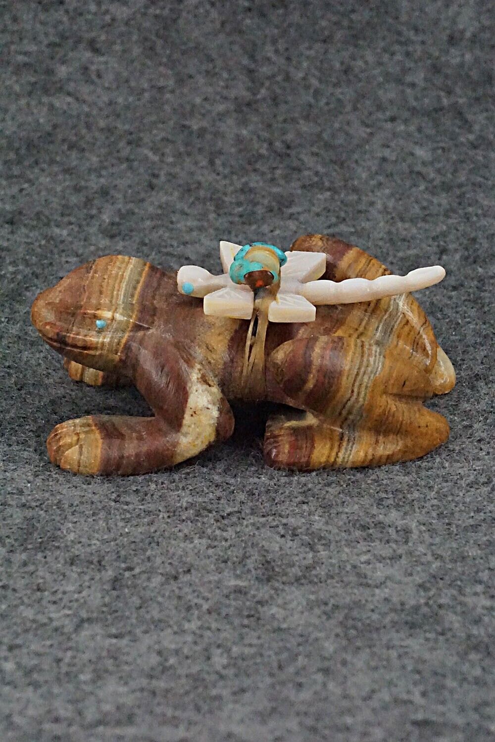 Frog with Dragonfly Zuni Fetish Carving - Douglas Martza