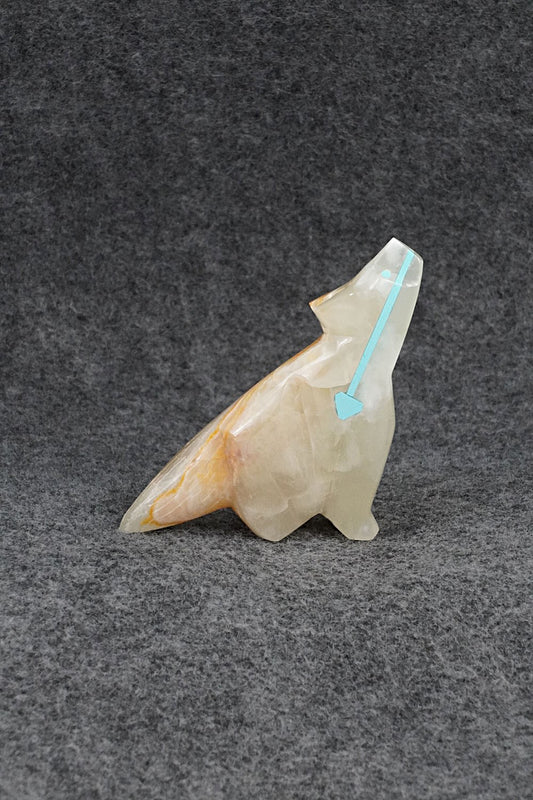 Wolf Zuni Fetish Carving - Kenric Laiwakete