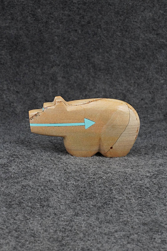 Bear Zuni Fetish Carving - Bernard Laiwakete