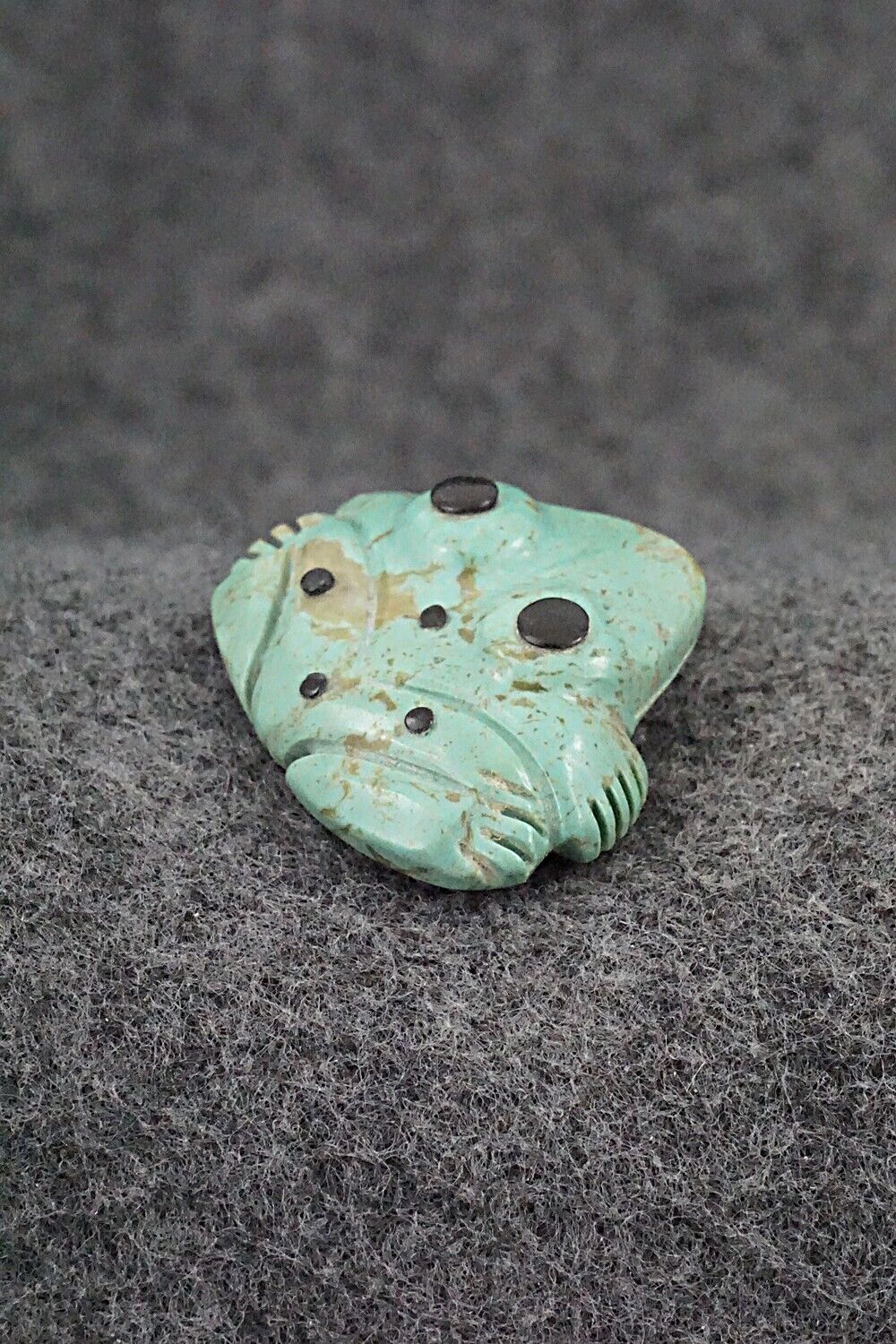Frog Zuni Fetish Carving - Reynold Lunasee