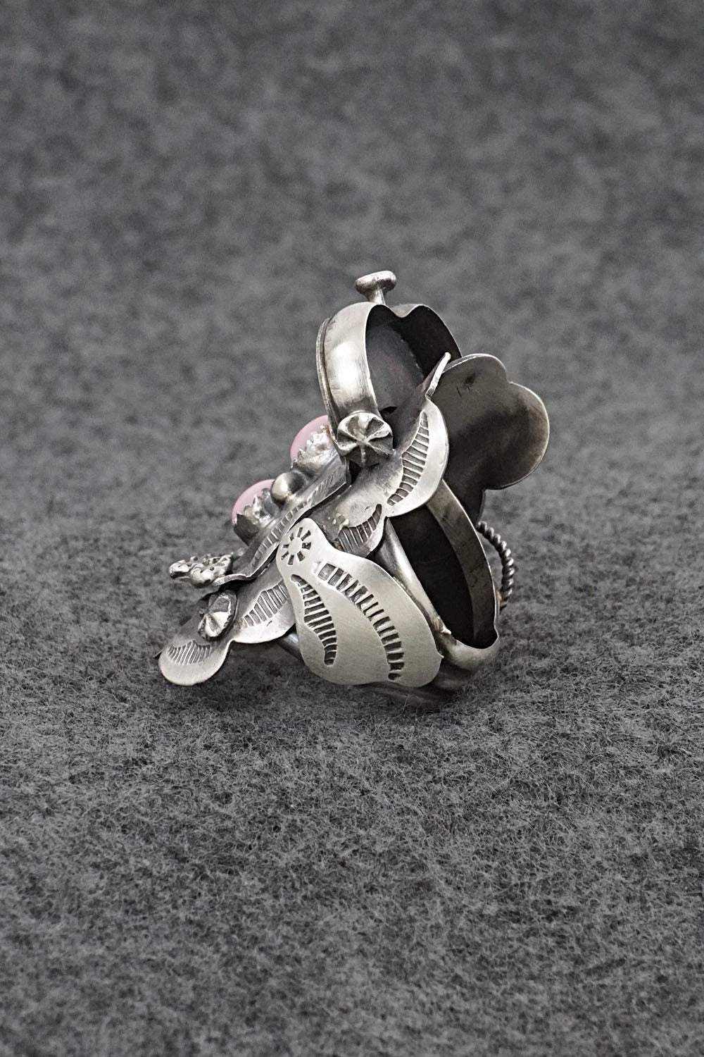Pink Conch & Sterling Silver Ring - Tim Yazzie - Size 9