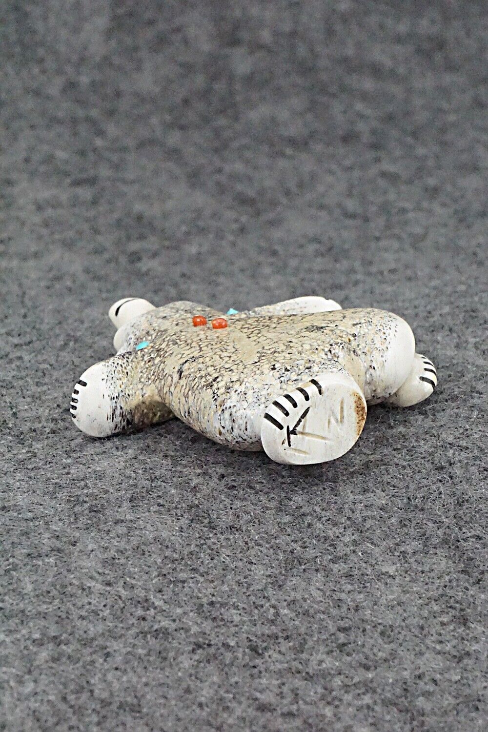 Dancing Bear Zuni Fetish Carving - Claudia Peina