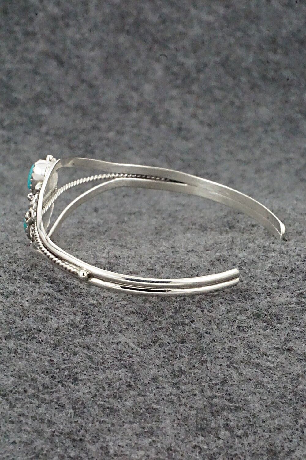 Turquoise & Sterling Silver Bracelet - Judy Largo