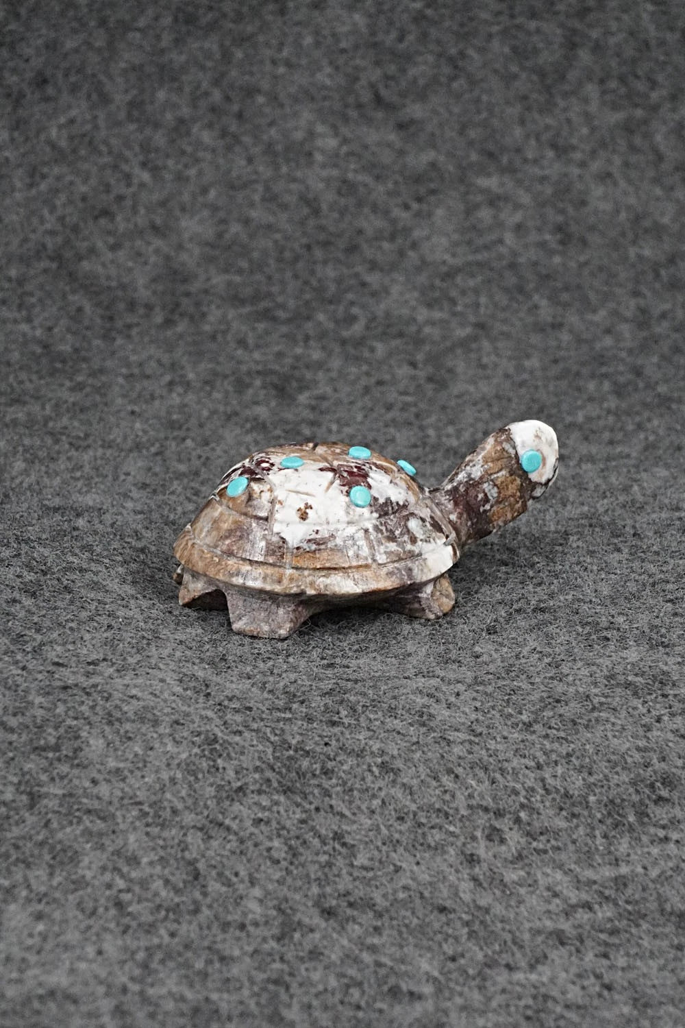 Turtle Zuni Fetish Carving - Ronnie Lunasee
