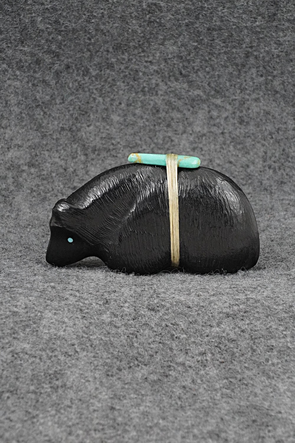 Bear Zuni Fetish Carving - Herbert Halate