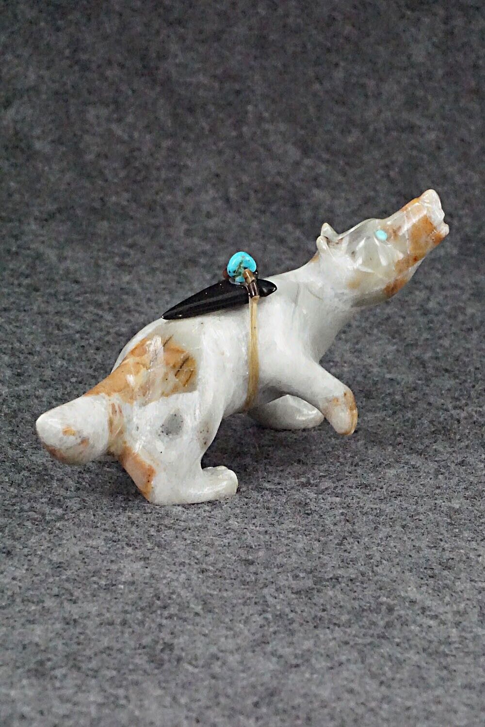 Wolf Zuni Fetish Carving - Albert Eustace