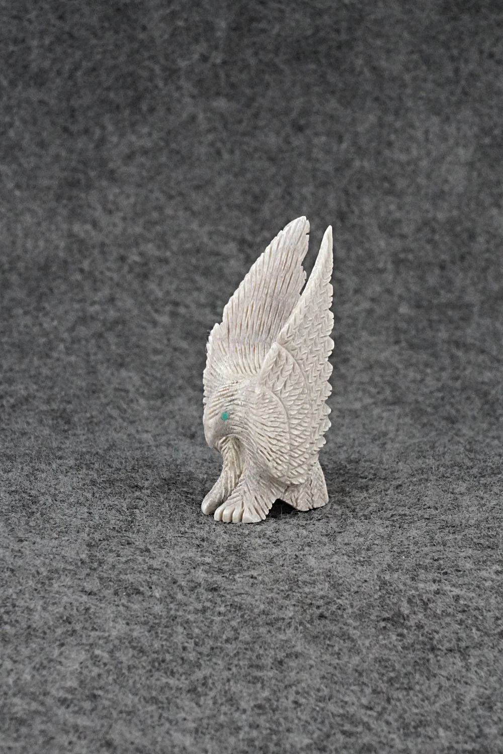 Eagle Zuni Fetish Carving - Justin Hustito