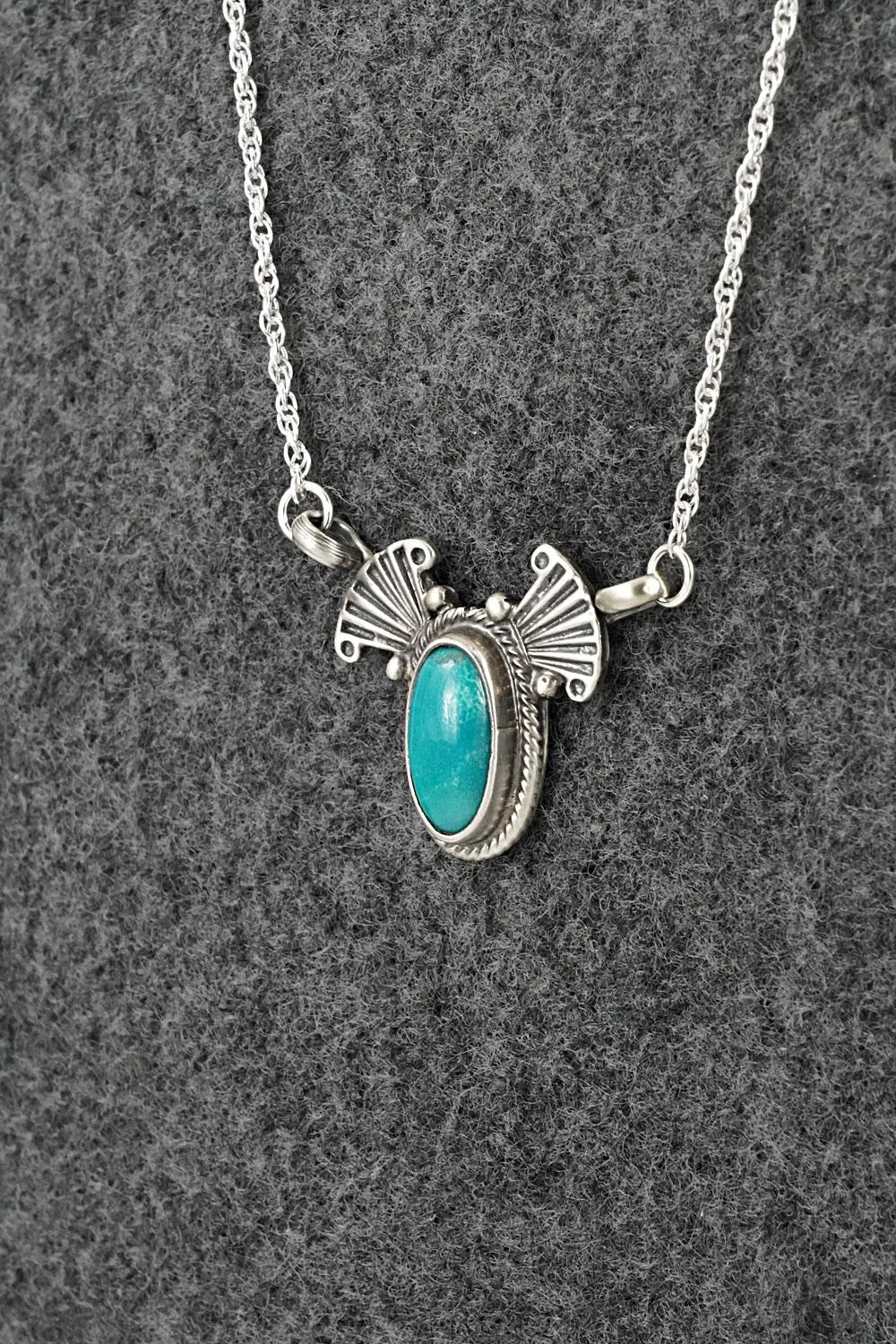 Turquoise & Sterling Silver Necklace - Verley Betone