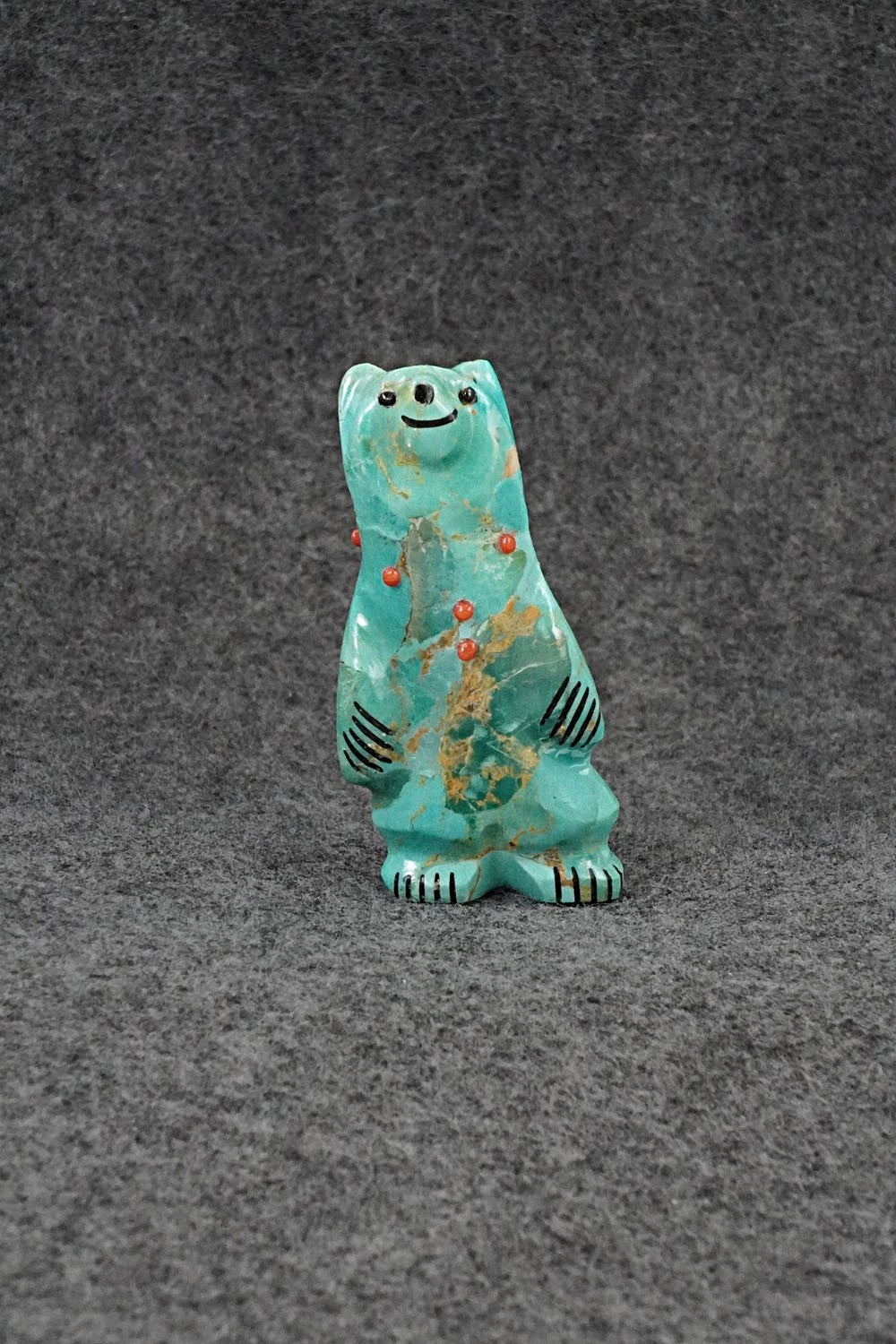 Bear Zuni Fetish Carving - Claudia Peina