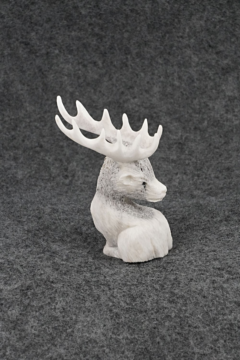 Elk Zuni Fetish Carving - Chris Peina