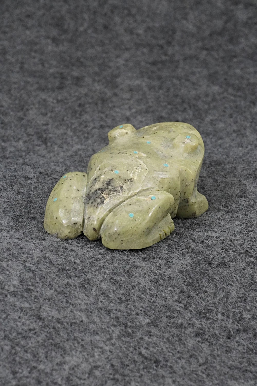 Frog Zuni Fetish Carving - Adrian Cachini
