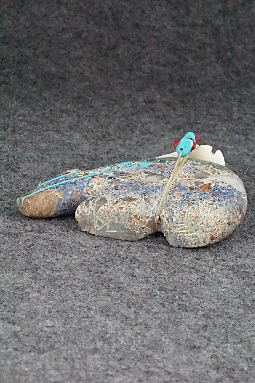 Bear Zuni Fetish Carving - Donovan Laiwakete