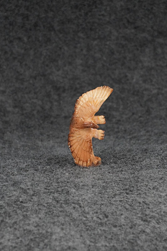 Eagle Zuni Fetish Carving - Lewis Malie