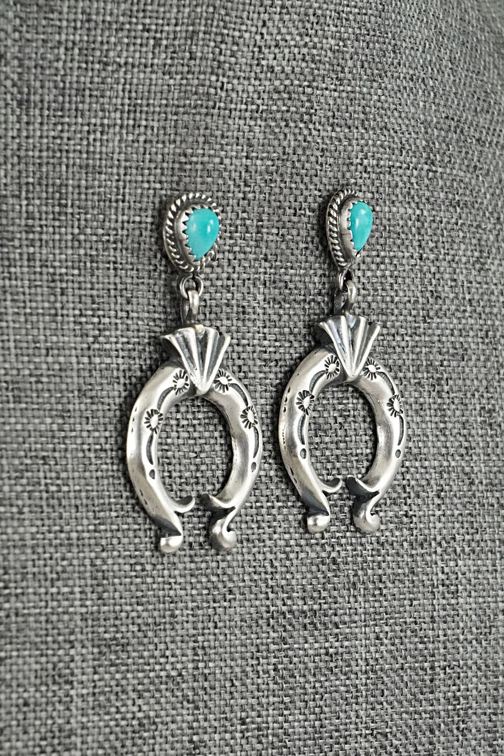 Turquoise & Sterling Silver Earrings - Verley Betone