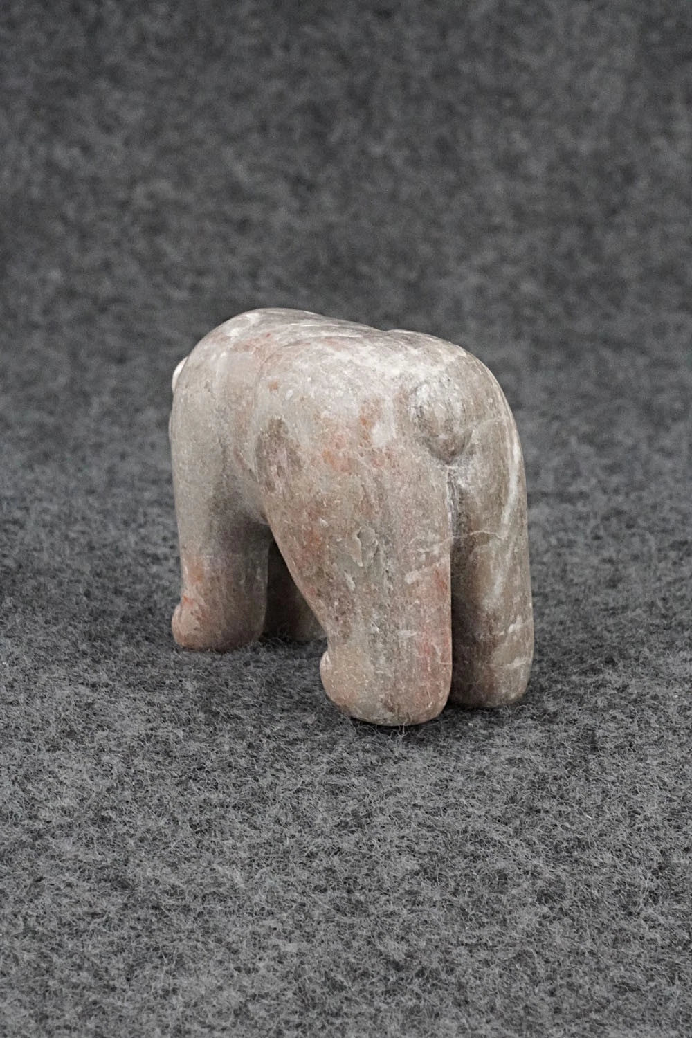 Bear Zuni Fetish Carving - Rick Kallestewa