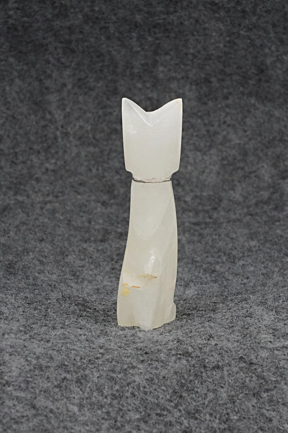 Cat Zuni Fetish Carving - Kenny Chavez