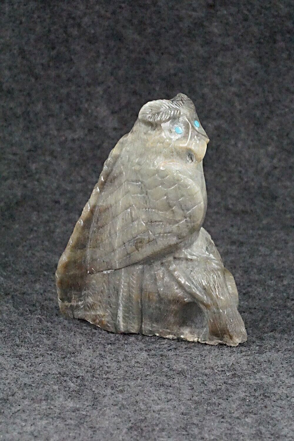 Owl Zuni Fetish Carving - Derrick Kaamasee