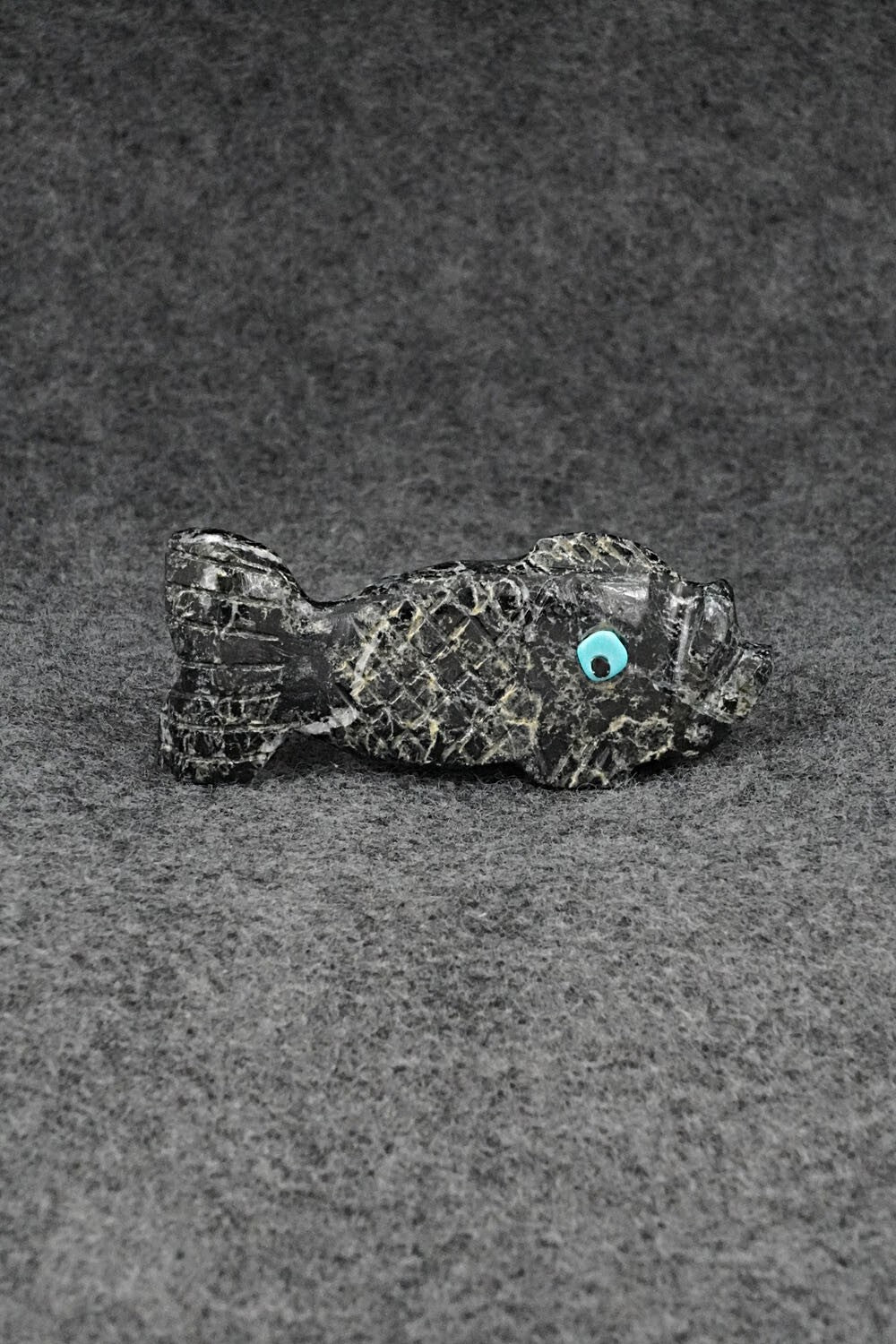 Fish Zuni Fetish Carving - Danette Laate