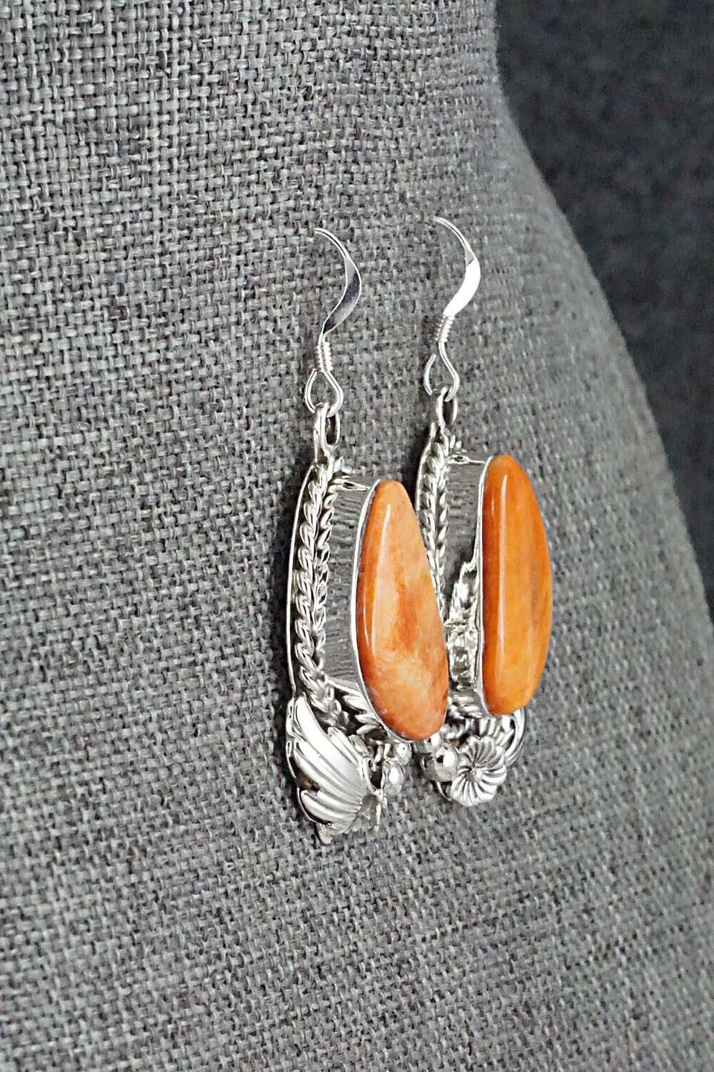 Spiny Oyster & Sterling Silver Earrings - Fannie Platero