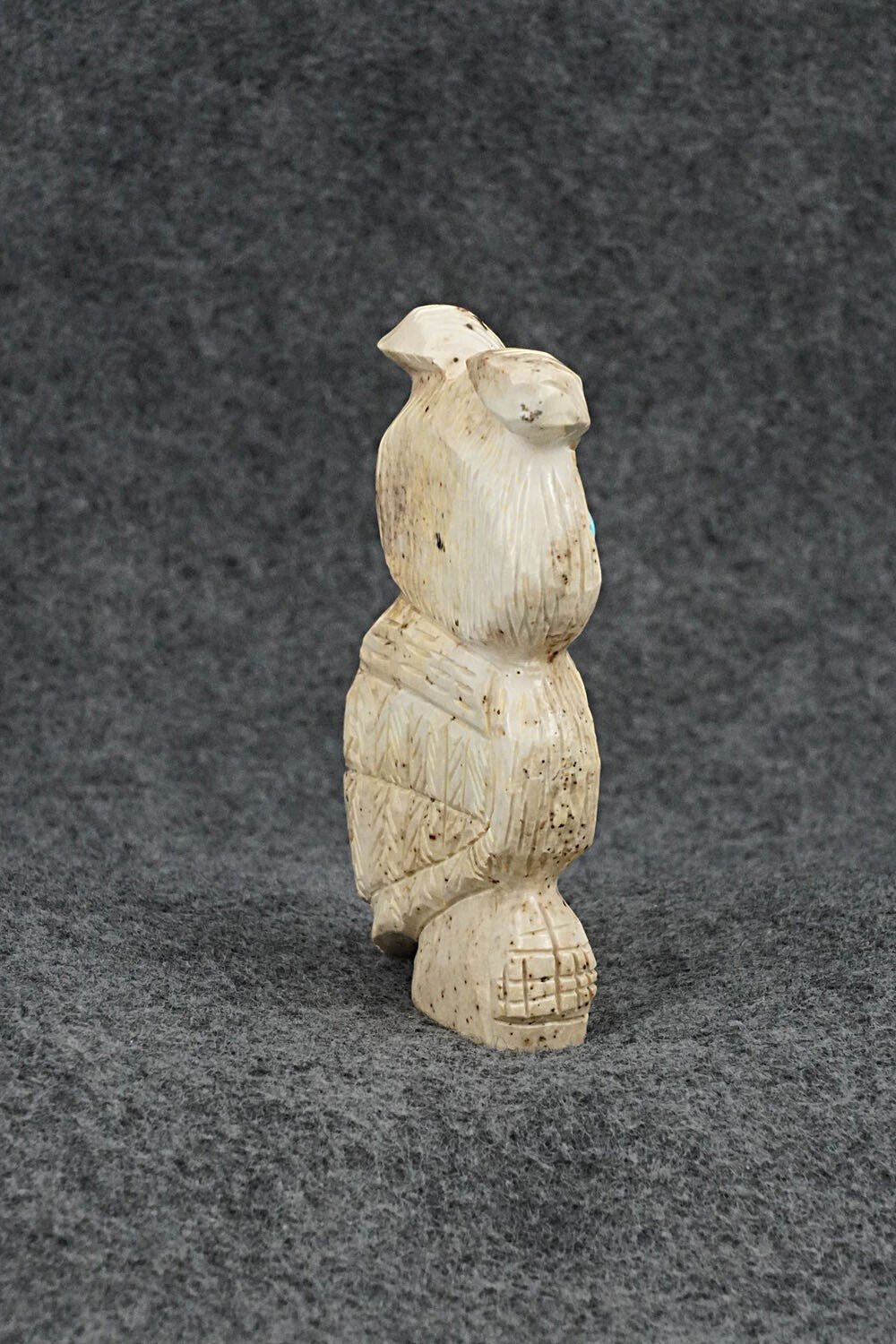 Owl Zuni Fetish Carving - Danette Laate