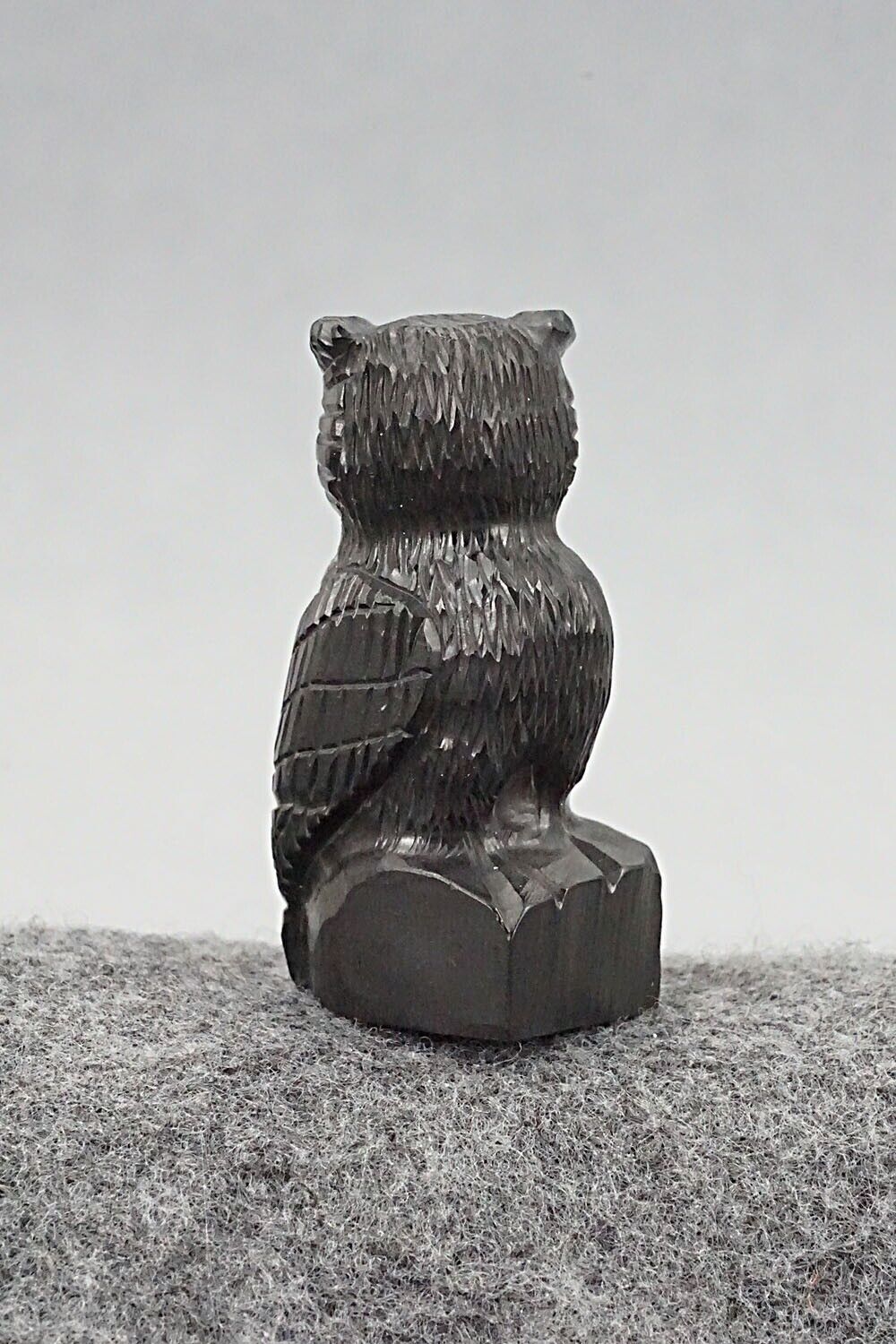 Owl Zuni Fetish Carving - Chris Peina