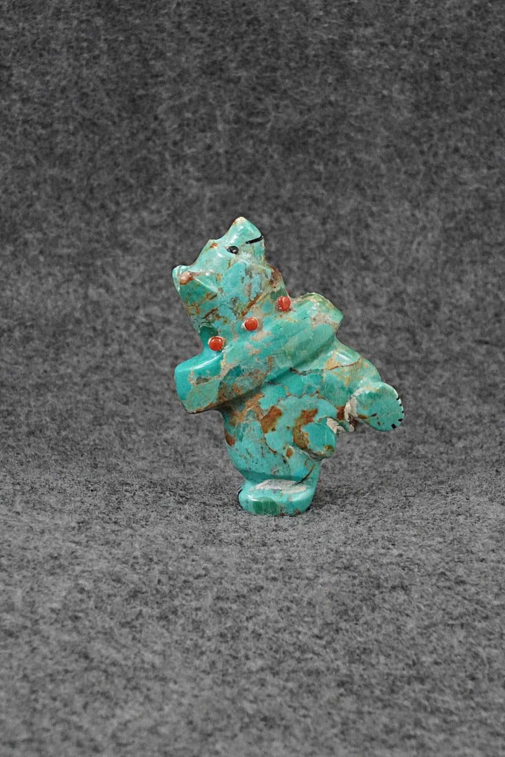 Bear Zuni Fetish Carving - Claudia Peina