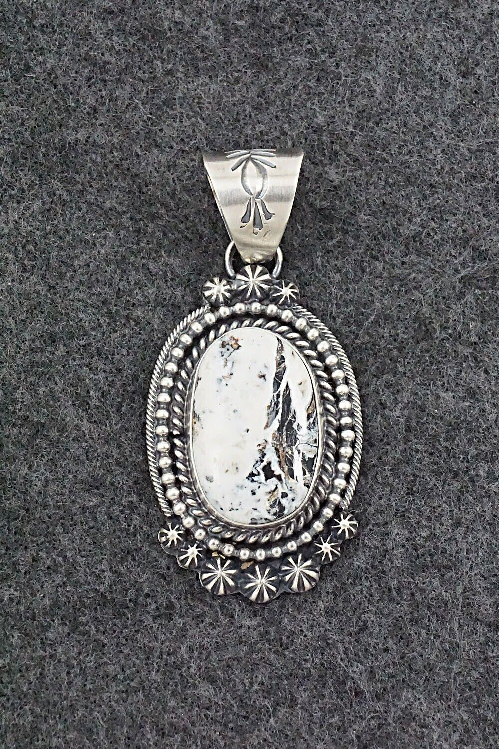 White Buffalo & Sterling Silver Pendant & Earrings Set - Raymond Delgarito