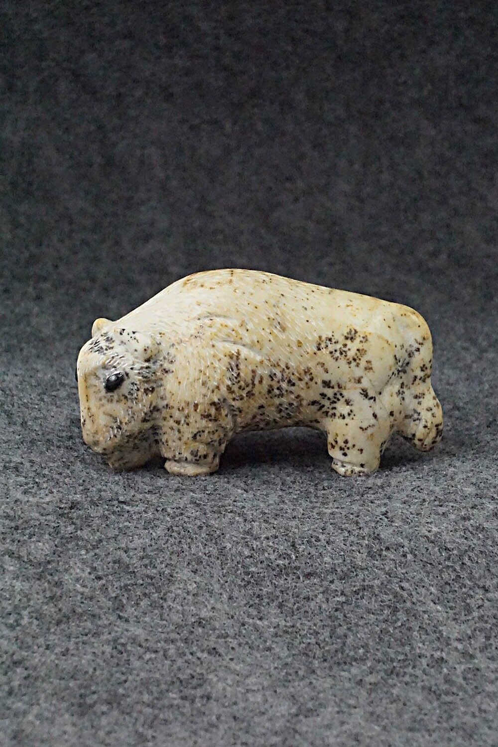 Buffalo Zuni Fetish Carving - Terrance Panteah